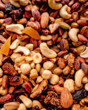 Mixed dry fruits.
